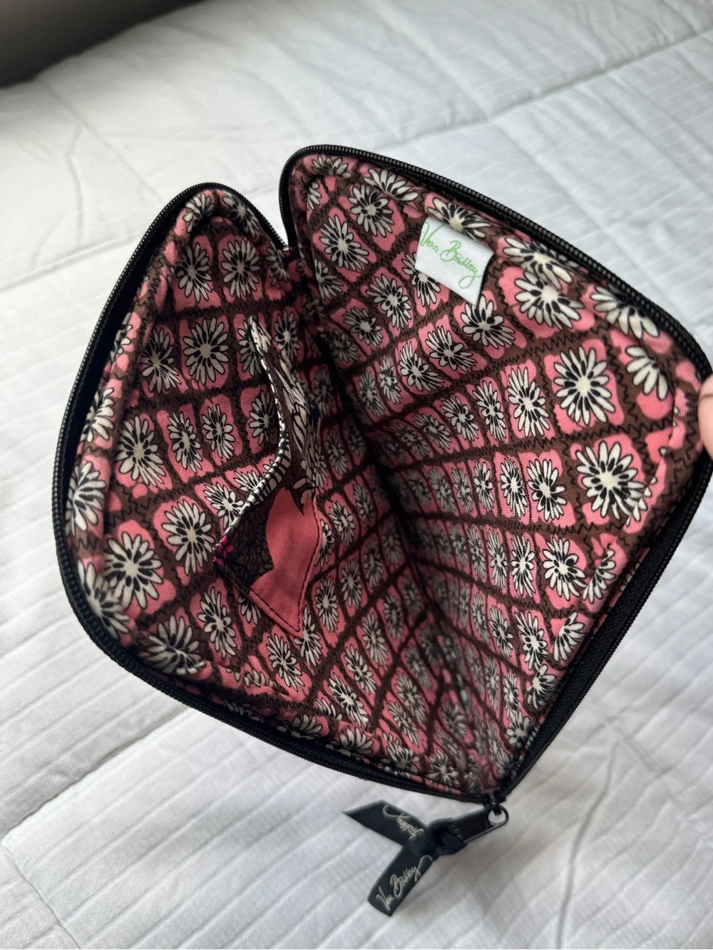 Vera Bradley pink floral tablet sleeve with zipper closure in mocha rogue